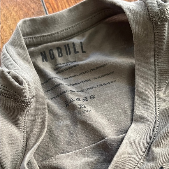 Nobull Tan Crop Top - Picture 2 of 2